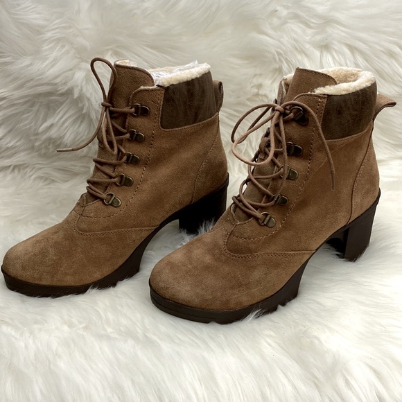 Bearpaw Marlowe Suede leather Boots Lace booties tan brown sheep skin size 9 - Picture 2 of 7